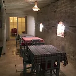 Hotel Umit Ev 2*