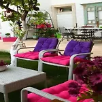 Umit Ev Hotel Alacati