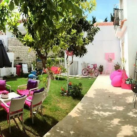 Umit Ev Alacati