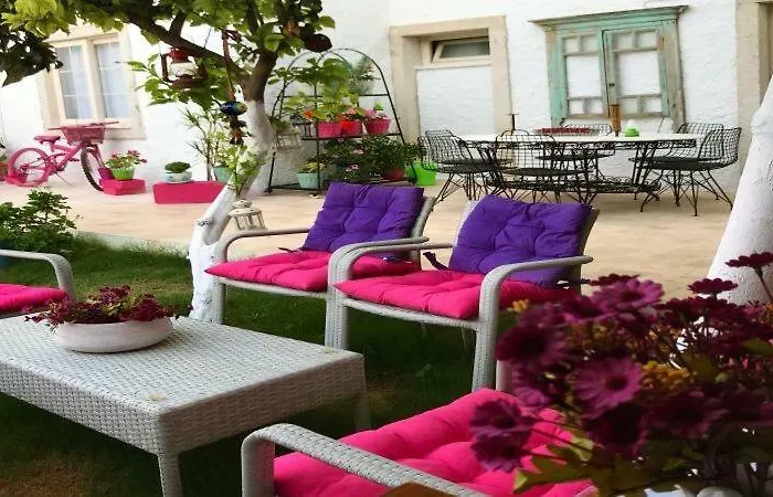 Umit Ev Otel Alaçatı